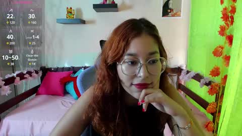 gigimooon online show from February 10, 2025, 9:25 pm