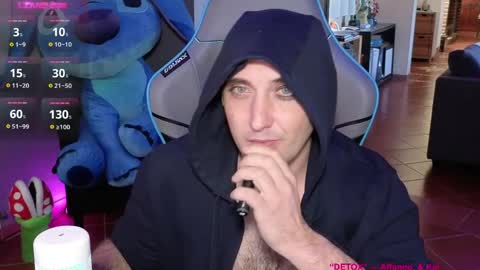 Snapshot of gil_gamesh2nd chatting on May 1, 2026, 4:55 pm Mirko online show from May 1, 2026, 4:55 pm