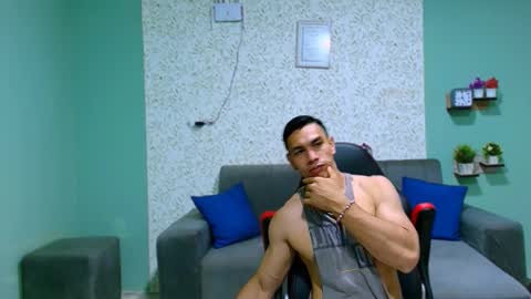 GILBERT online show from March 2, 2025, 11:29 am