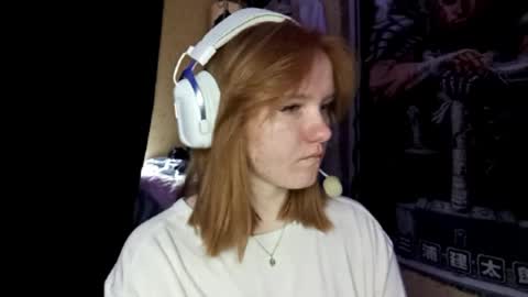 Snapshot of gilbertewillitzer chatting on April 7, 2026, 5:08 am Bella online show from April 7, 2026, 5:08 am