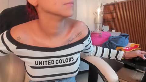 Snapshot of gimenalara chatting on February 13, 2026, 11:39 am Gimena online show from February 13, 2026, 11:39 am