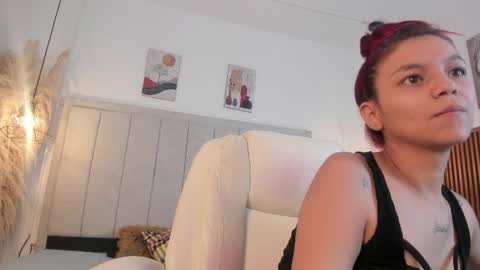 Snapshot of gimenalara chatting on February 14, 2026, 11:51 am Gimena online show from February 14, 2026, 11:51 am