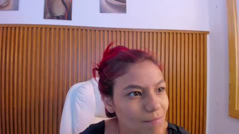 Snapshot of gimenalara chatting on February 26, 2026, 12:26 pm Gimena online show from February 26, 2026, 12:26 pm