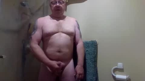 gimmmieoooo online show from May 4, 2026, 5:20 pm