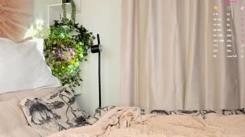 Snapshot of gina_vicious chatting on January 9, 2025, 9:26 pm Gina online show from January 9, 2025, 9:26 pm