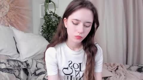 Snapshot of gina_vicious chatting on March 3, 2025, 3:41 am Gina online show from March 3, 2025, 3:41 am