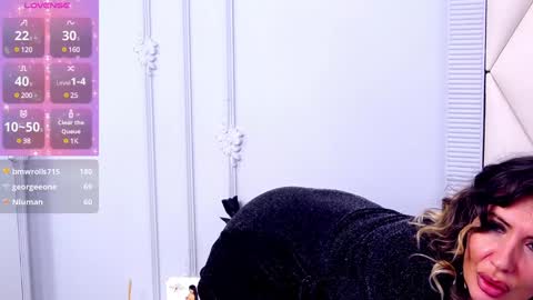 Gina online show from February 5, 2025, 4:16 am