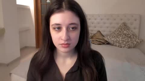 Kate online show from February 27, 2025, 9:54 am