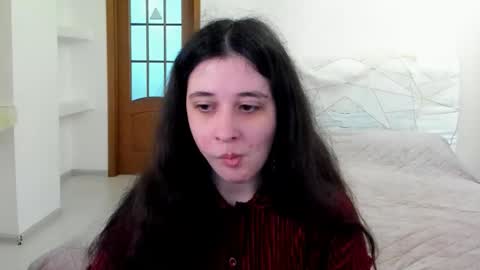 Kate online show from March 25, 2026, 9:04 am