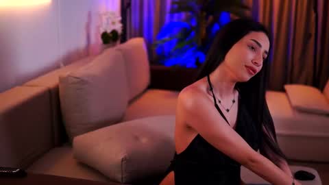 Gina online show from February 22, 2025, 10:52 pm