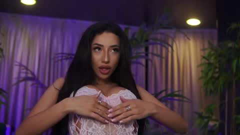 Gina online show from April 5, 2026, 7:55 pm