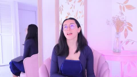 Snapshot of ginevra_esposito chatting on September 24, 2025, 12:52 pm Ginn online show from September 24, 2025, 12:52 pm