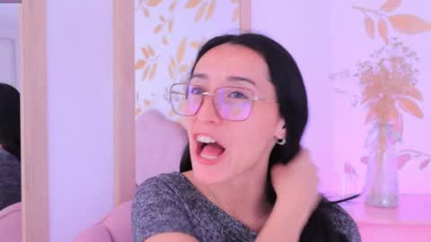Snapshot of ginevra_esposito chatting on September 26, 2025, 1:15 pm Ginn online show from September 26, 2025, 1:15 pm