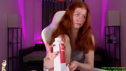Snapshot of ginger__cute chatting on December 14, 2025, 12:10 pm I will be online from Thursday to Monday from 7am to 3pm Amsterdam time online show from December 14, 2025, 12:10 pm