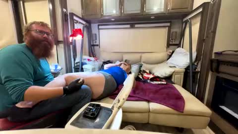 gingerbear3742 online show from January 16, 2026, 4:05 am