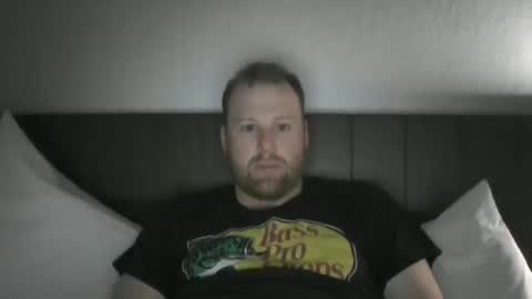 gingerbearded_man online show from February 16, 2025, 7:48 am