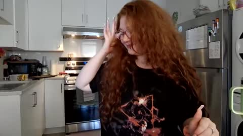 Snapshot of gingerprincess555 chatting on September 22, 2025, 11:40 pm gingerprincess555 online show from September 22, 2025, 11:40 pm