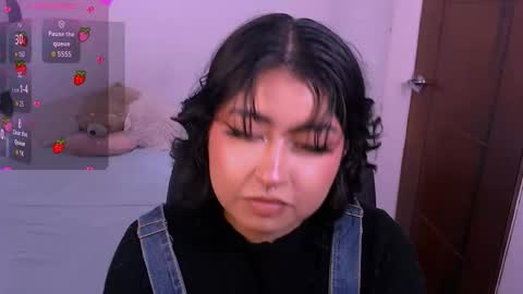 ginmeowuwu online show from November 25, 2025, 5:02 pm