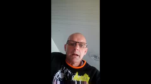 gino070 online show from May 3, 2026, 2:56 pm