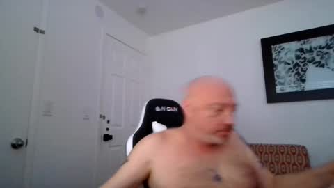 ginofashion online show from April 5, 2026, 5:10 pm