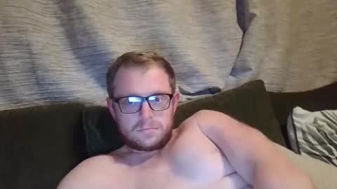 ginwood online show from March 10, 2026, 6:57 pm