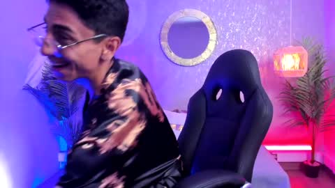 Gio Carangi online show from April 17, 2026, 3:09 am