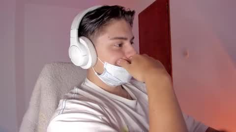 Snapshot of gio_russo chatting on January 10, 2026, 6:53 pm GioRusso online show from January 10, 2026, 6:53 pm