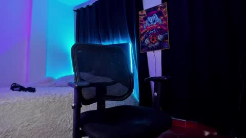 GIOMAR REYES online show from January 11, 2025, 3:34 am