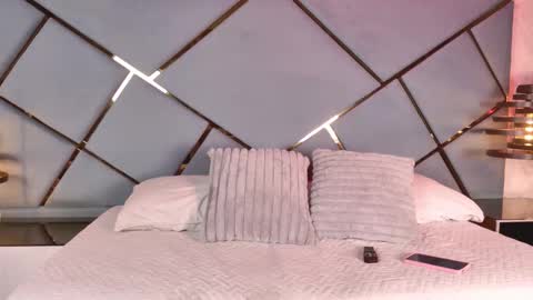 giorgia online show from October 6, 2025, 3:04 am