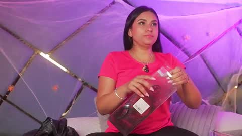 giorgia online show from October 31, 2025, 3:18 am