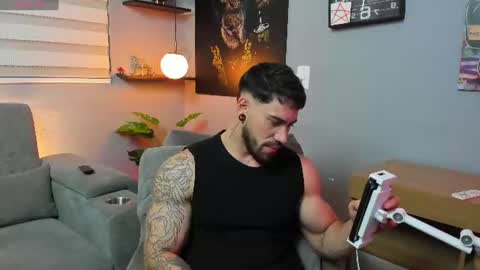 Giorgio leone online show from June 20, 2026, 2:36 am