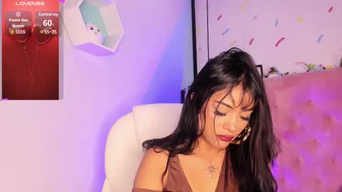 Snapshot of giovanna_oliveira chatting on February 17, 2025, 6:09 am Giovanna online show from February 17, 2025, 6:09 am