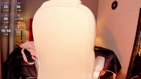 Giovanna  online show from March 28, 2026, 4:56 am