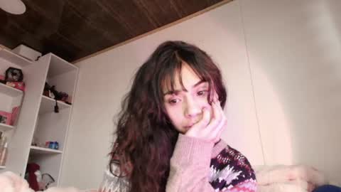 giovanna_oliveria online show from April 16, 2026, 7:14 pm