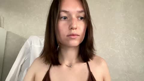 Melisa online show from May 18, 2026, 4:07 am