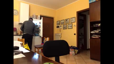 Snapshot of giovanni_1964 chatting on April 12, 2026, 3:17 pm giovanni_1964 online show from April 12, 2026, 3:17 pm