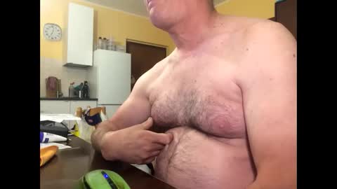 Snapshot of giovanni_1964 chatting on May 3, 2026, 5:02 am giovanni_1964 online show from May 3, 2026, 5:02 am