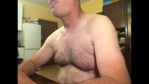 Snapshot of giovanni_1964 chatting on May 31, 2026, 2:20 am giovanni_1964 online show from May 31, 2026, 2:20 am