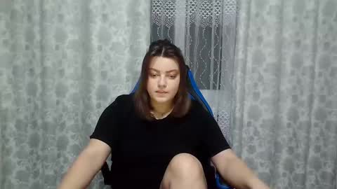 girl_leya online show from January 26, 2025, 10:46 pm