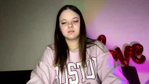 Snapshot of girl_shy07 chatting on February 11, 2026, 7:41 pm girl_shy07 online show from February 11, 2026, 7:41 pm