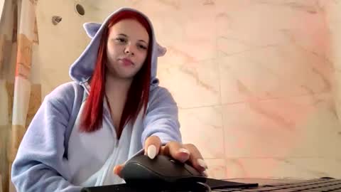 girl_shy07 online show from April 16, 2026, 4:19 pm