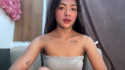 queen ronna online show from October 26, 2025, 8:09 am