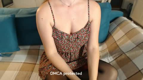 Girlfriend online show from January 14, 2025, 3:47 pm