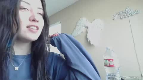 Jasmine online show from March 15, 2026, 7:20 pm