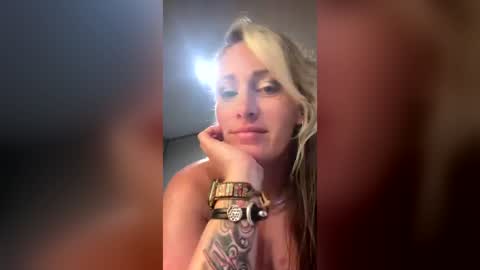 girlnxtdoor2u2 online show from June 27, 2026, 10:09 am
