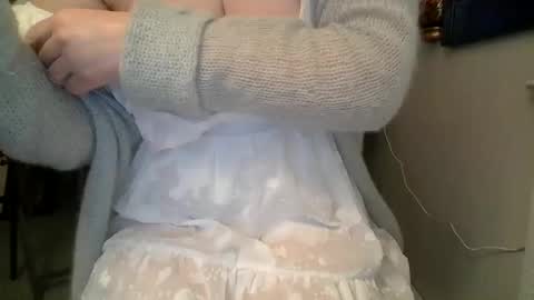 Marina online show from January 10, 2026, 3:03 pm