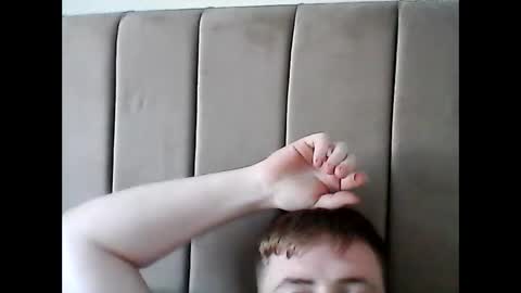 Girlonboy25 online show from November 2, 2025, 11:12 am