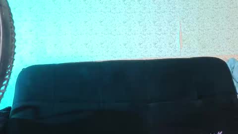 Snapshot of girls_of_cali11_aws chatting on November 3, 2025, 7:15 pm girls_of_cali11_aws online show from November 3, 2025, 7:15 pm