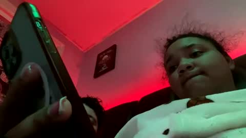 girlswholikegirls24 online show from February 10, 2025, 2:52 am