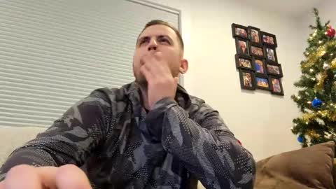 Snapshot of girthylax51 chatting on January 4, 2025, 12:05 am BIG K online show from January 4, 2025, 12:05 am